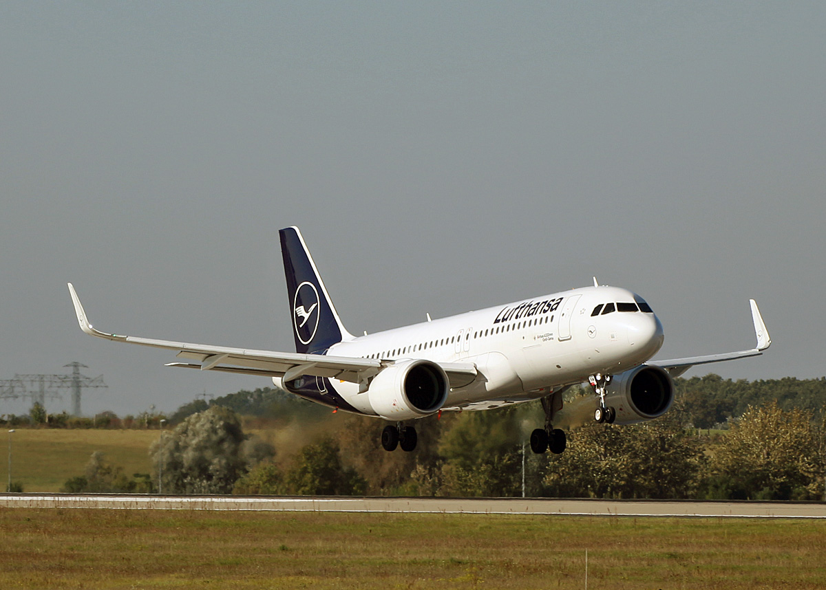 Lufthansa, Airbus A 320-271N, D-AINW  Gro Gerau , BER, 09.10.2021