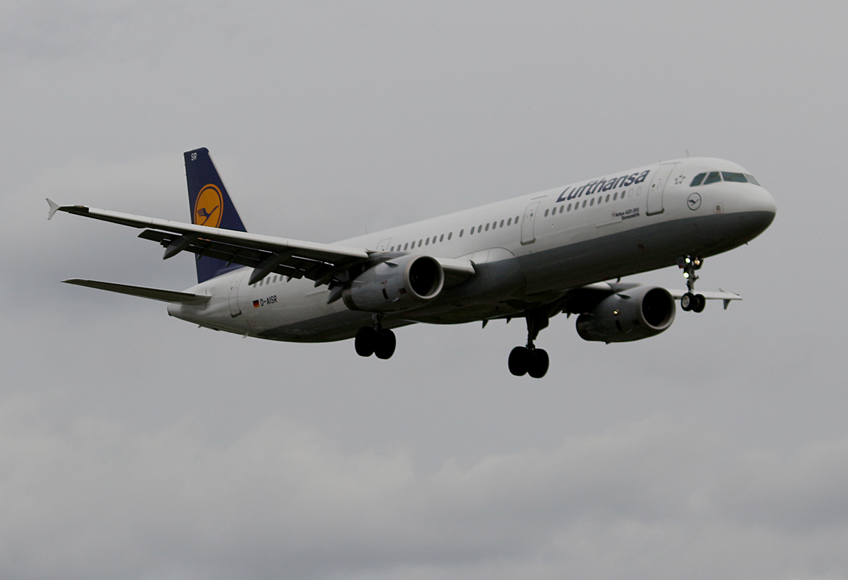 Lufthansa, Airbus A 321-231, D-AISR  Donauwrth , TXL, 14.07.2016