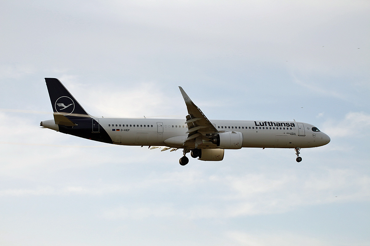 Lufthansa, Airbus A 321-271NX, D-AIEP  Heidelberg , BER, 30.09.2023