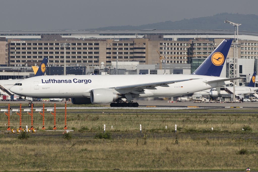 Lufthansa - Cargo, D-ALFB, Boeing, B777-FBT, 30.08.2015, FRA, Frankfurt, Germany 



