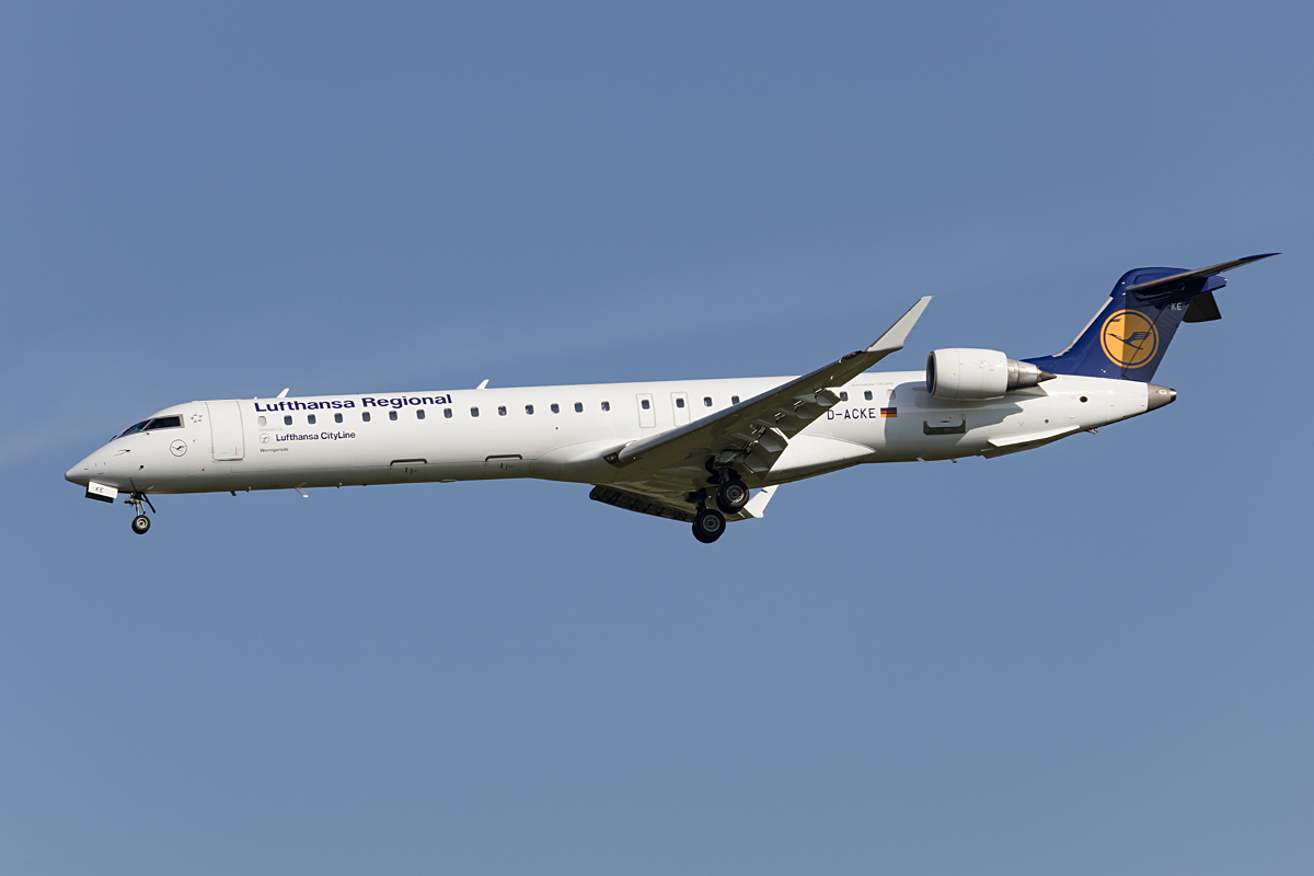 Lufthansa - CityLine, D-ACKE, Bombardier, CRJ-900, 29.09.2016, MUC, München, Germany 


