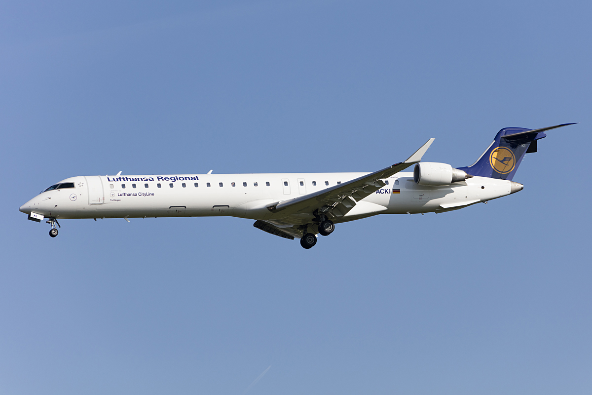 Lufthansa - CityLine, D-ACKI, Bombardier, CRJ-900, 29.09.2016, MUC, München, Germany




