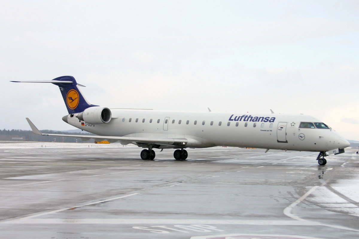 Lufthansa CityLine, D-ACPO, Bombardier CRJ-701ER, msn: 10085, 24.Januar 2005, ZRH Zürich, Switzerland.