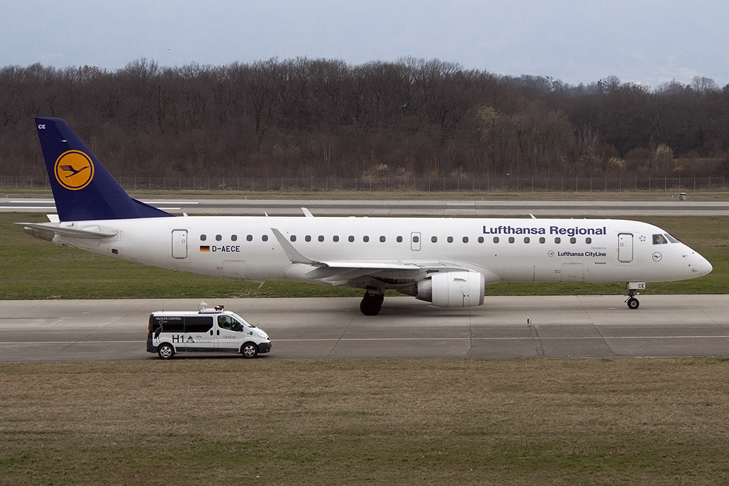 Lufthansa - CityLine, D-AECE, Embraer, ERJ-190, 28.03.2015, GVA, Geneve, Switzerland 




