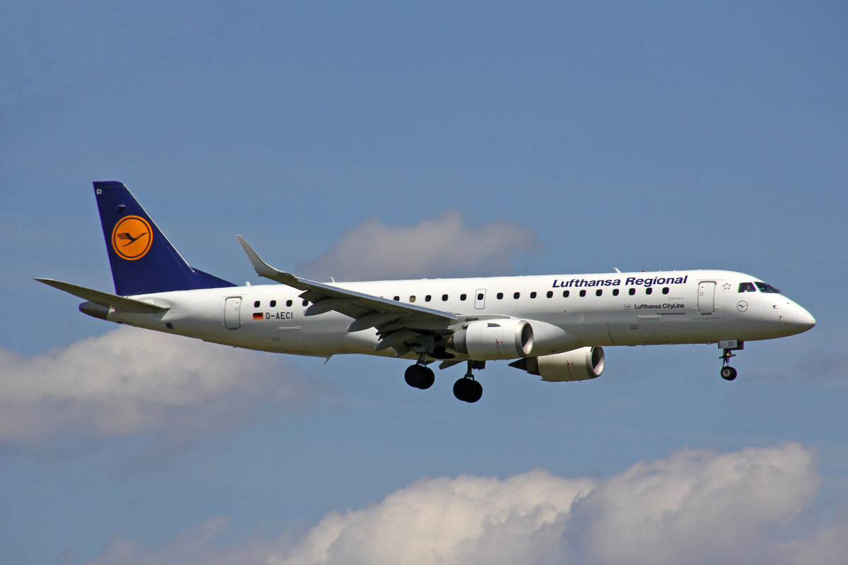 Lufthansa CityLine, D-AECI, Embraer ERJ-190LR, msn: 19000381,  Tauberbischofsheim , 01.August 2019, ZRH Zürich, Switzerland.