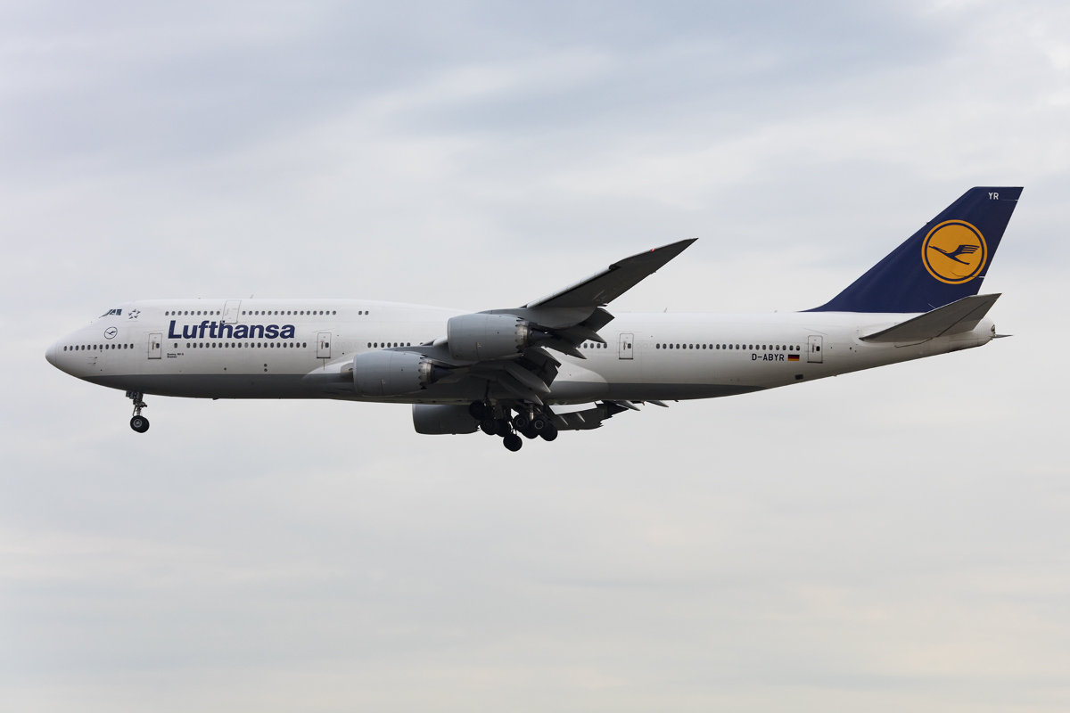 Lufthansa, D-ABYR, Boeing, B747-830, 01.04.2017, FRA, Frankfurt, Germany 