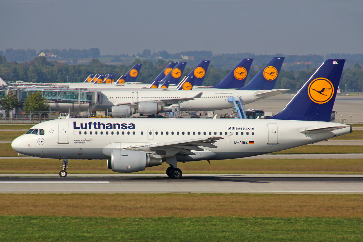 Lufthansa, D-AIBE, Airbus A319-112,   Schnefeld , 25.September 2016, MUC Mnchen, Germany.