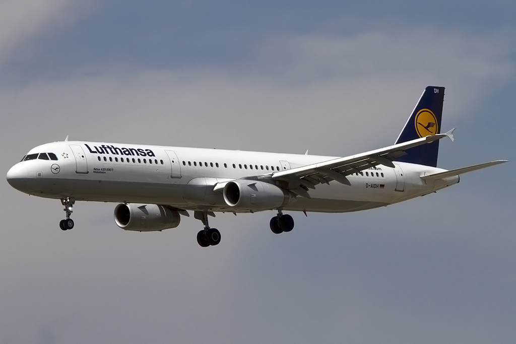 Lufthansa, D-AIDH, Airbus, A321-231, 27.05.2014, BCN, Barcelona, Spain 




