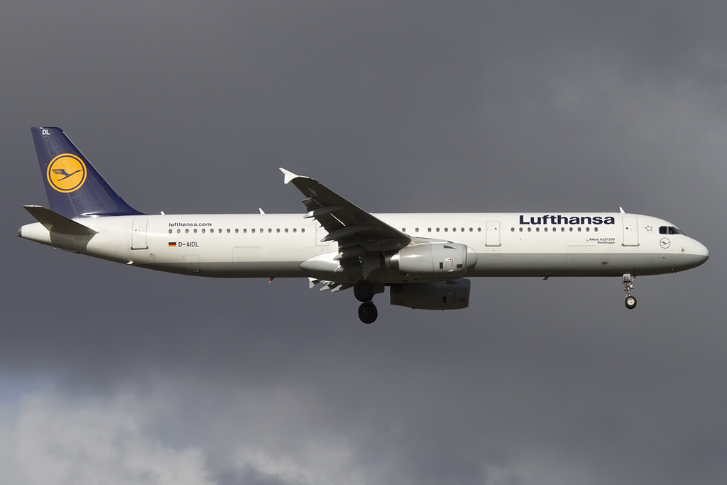 Lufthansa, D-AIDL, Airbus, A321-131, 08.02.2015, FRA, Frankfurt, Germany 


