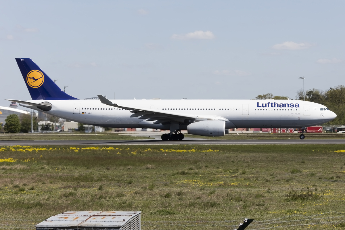Lufthansa, D-AIKC, Airbus, A330-343X, 05.05.2016, FRA, Frankfurt, Germany 



