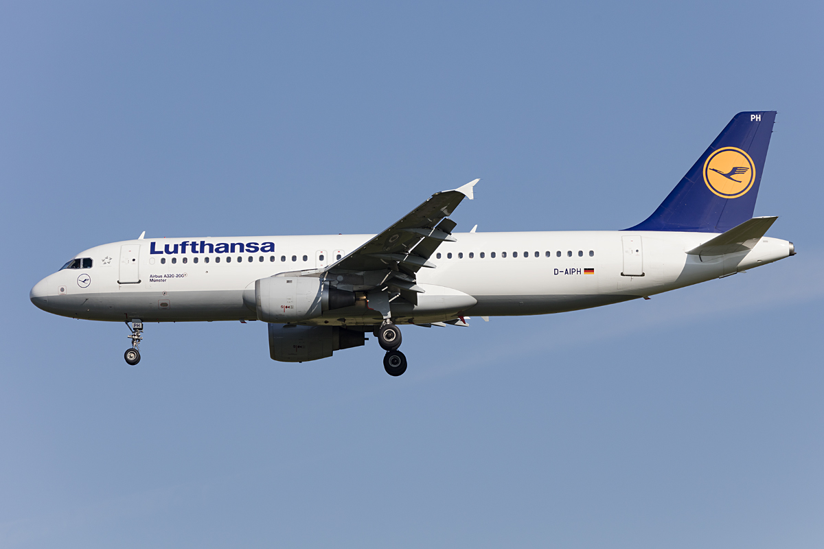 Lufthansa, D-AIPH, Airbus, A320-211, 29.09.2016, MUC, München, Germany


