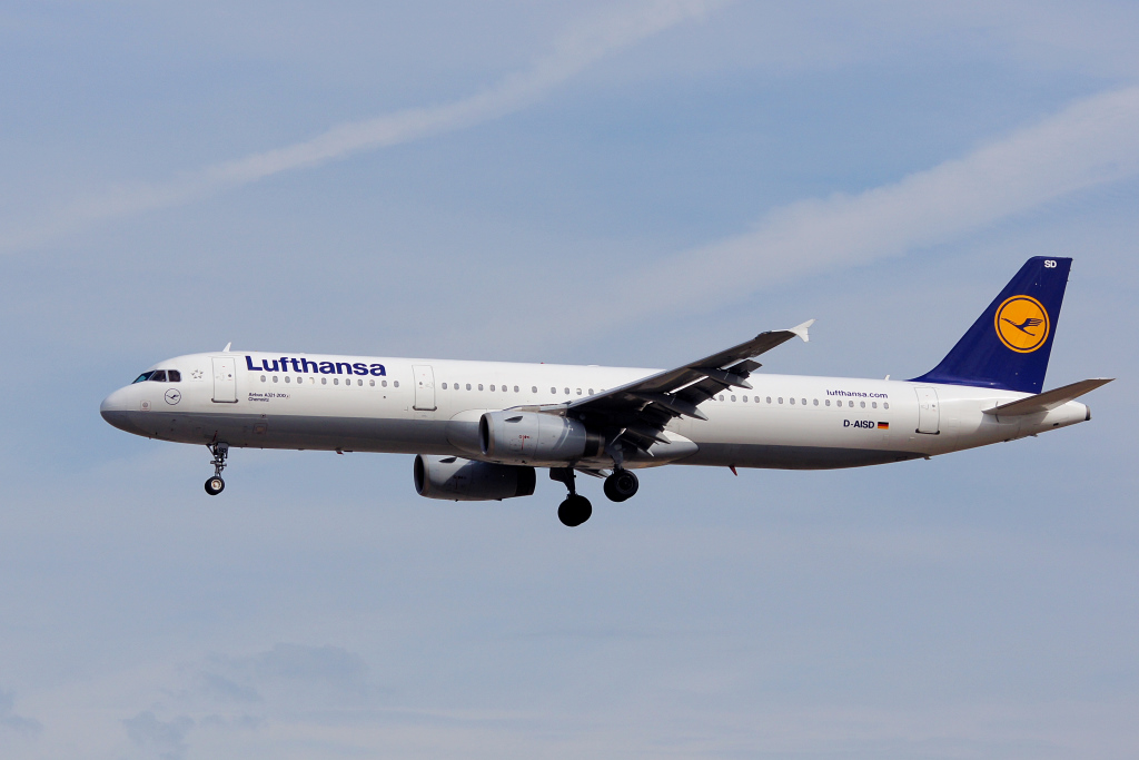Lufthansa D-AISD A321-231 EDDF-FRA, 22.07.2015