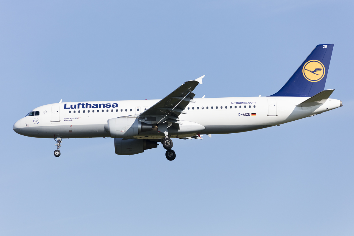 Lufthansa, D-AIZE, Airbus, A320-214, 29.09.2016, MUC, München, Germany 


