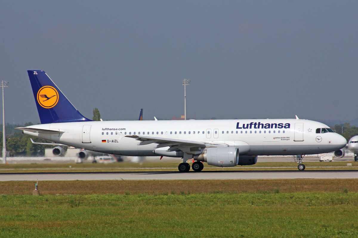 Lufthansa D-AIZL, Airbus A320-214,  Esslingen , 24.September 2016, MUC Mnchen, Germany.