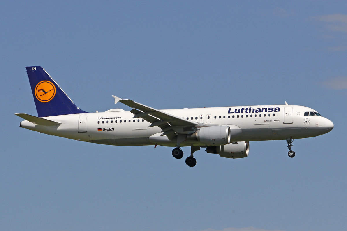 Lufthansa, D-AIZN, Airbus A320-214, msn: 5425, 29.April 2018, ZRH Zürich, Switzerland.