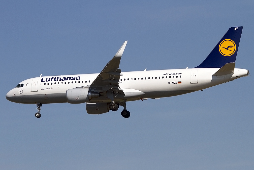 Lufthansa, D-AIZV, Airbus, A320-214, 16.08.2013, FRA, Frankfurt, Germany



