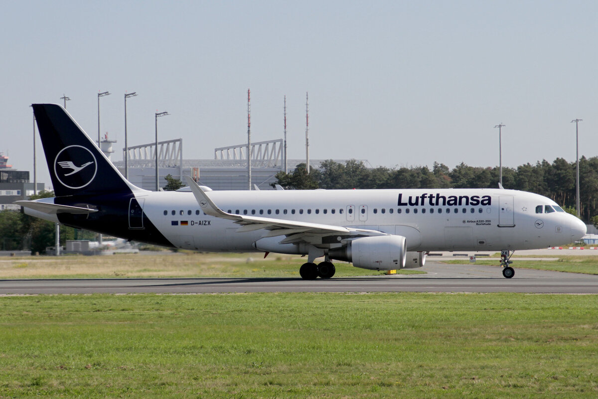 Lufthansa (LH-DLH), D-AIZX  Buxtehude , Airbus, A 320-214 sl ~ neue LH-Lkrg., 15.09.2023, EDDF-FRA, Frankfurt, Germany