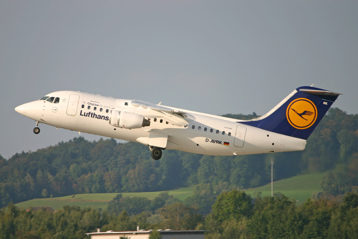 Lufthansa (Operated by Cityline), D-AVRK, BAe Avro RJ85, msn: E2278, 19.September 2009, ZRH Zürich, Switzerland.
