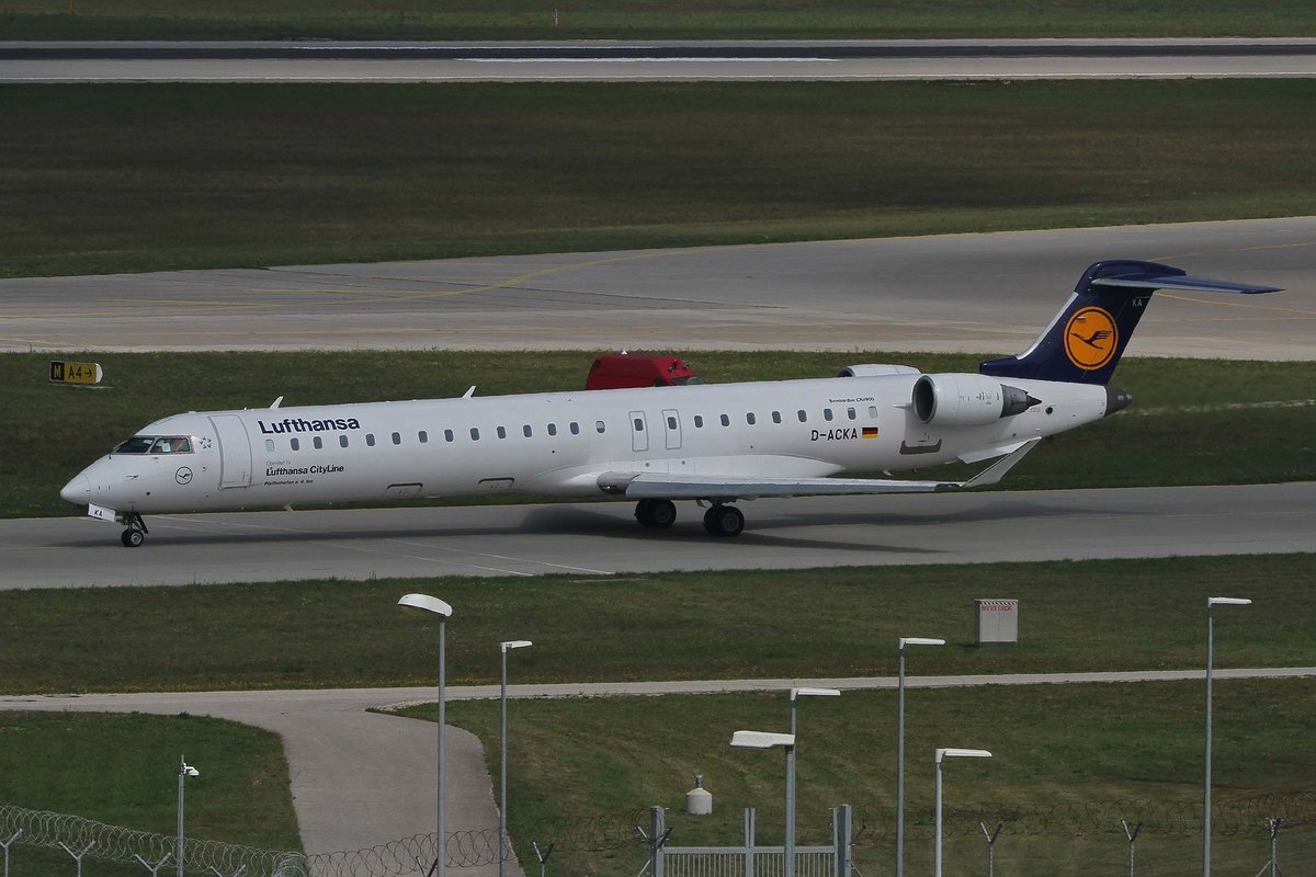 Lufthansa Regional -CityLine-, D-ACKA, Bombardier (Canadair), CRJ-900 LR (CL-600-2D24),  Pfaffenhofen a.d. Ilm , MUC-EDDM, München, 05.09.2018, Germany