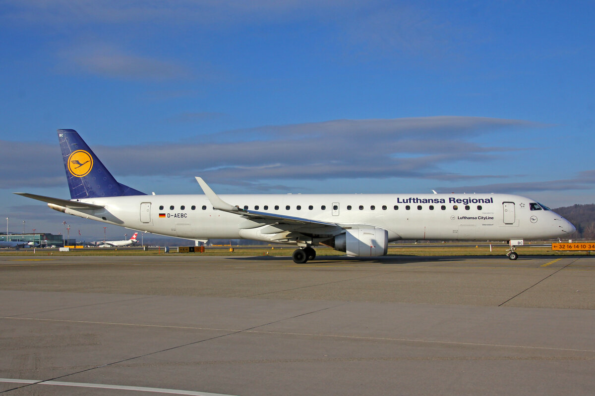 Lufthansa Regional CityLine, D-AEBC, Embraer ERJ-195LR, msn: 19000320,  Oberstdorf , 16.Januar 2022, ZRH Zürich, Switzerland.