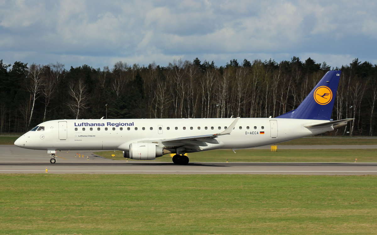 Lufthansa Regional CityLine, D-AECA, MSN 190000327,Embraer ERJ190-100LR, 11.04.2017, GDN-EPGD, Gdansk, Polen (Name: Deidesheim) 