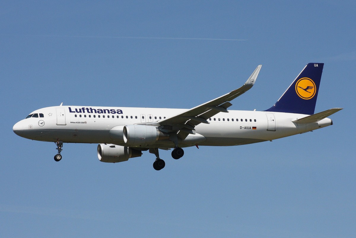 Lufthansa,D-AIUA,(c/n 5935),Airbus A320-214(SL),30.05.2014,HAM-EDDH,Hamburg,Germany