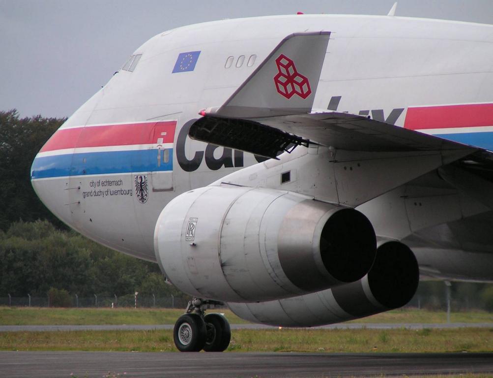 LX-MCV, Boeing 747-400F  City Of Echternach  von Cargolux in Luxembourg (Aufnahmedatum nicht bekannt)