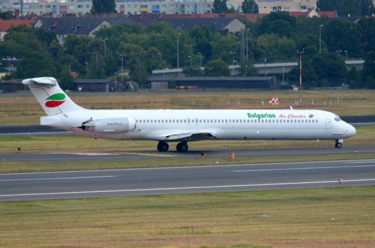 LZ-LDP Bulgarian Air Charter McDonnell Douglas MD-82   gelandet in Tegel am 27.06.2014