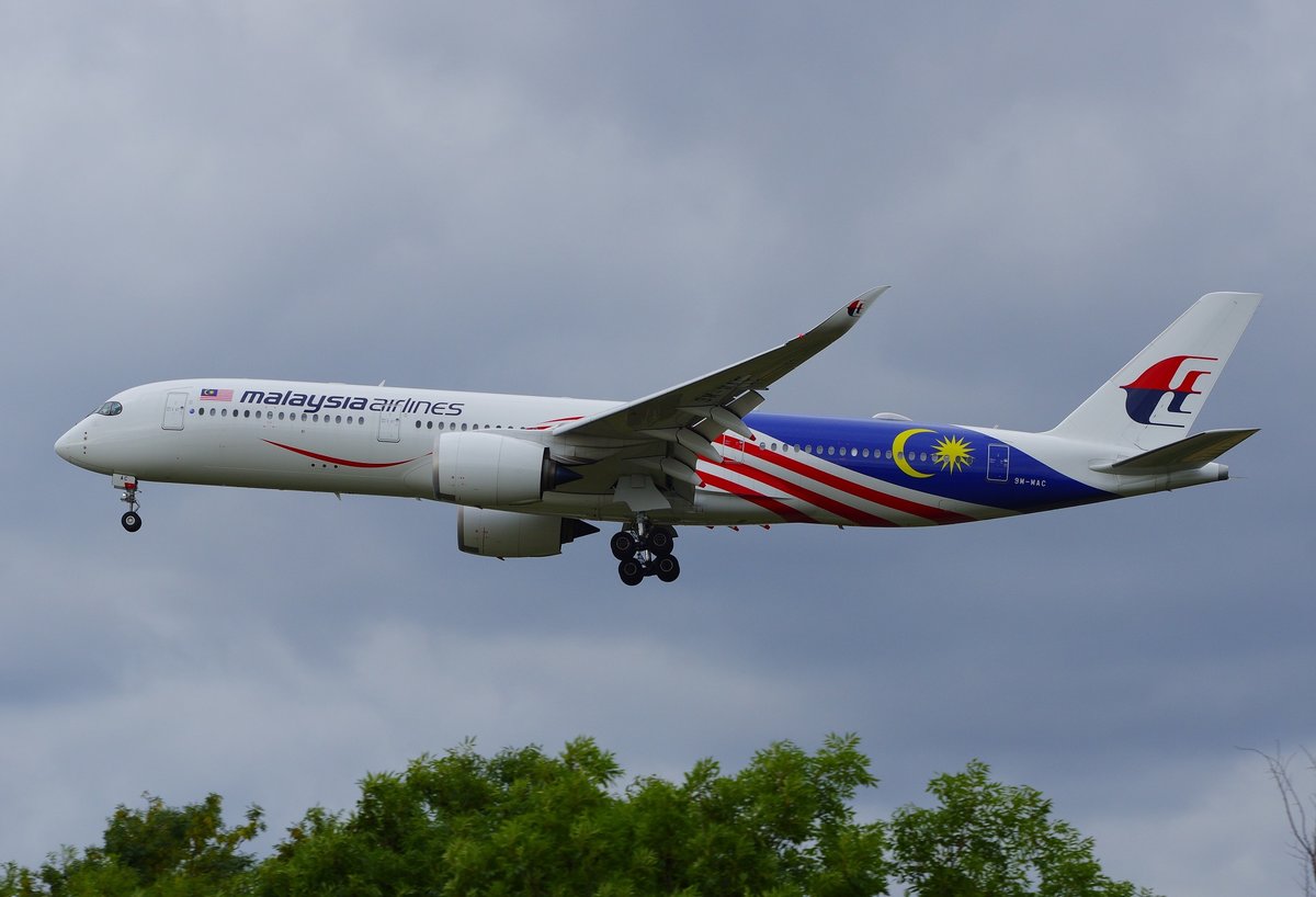 Malaysia Airlines  Airbus A350-900, 9M-MAC, Malaysia Negaraku Livery, 17.08.2018 London-Heathrow