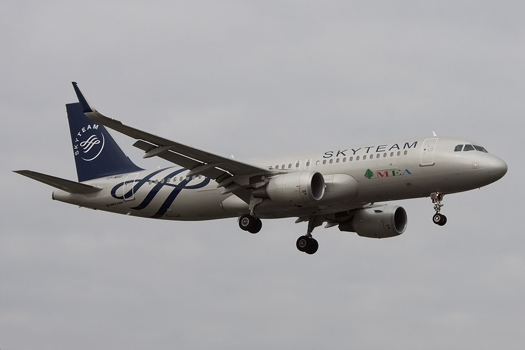 MEA, T7-MRD, Airbus, A320-214, 28.03.2015, GVA, Geneve, Switzerland 



