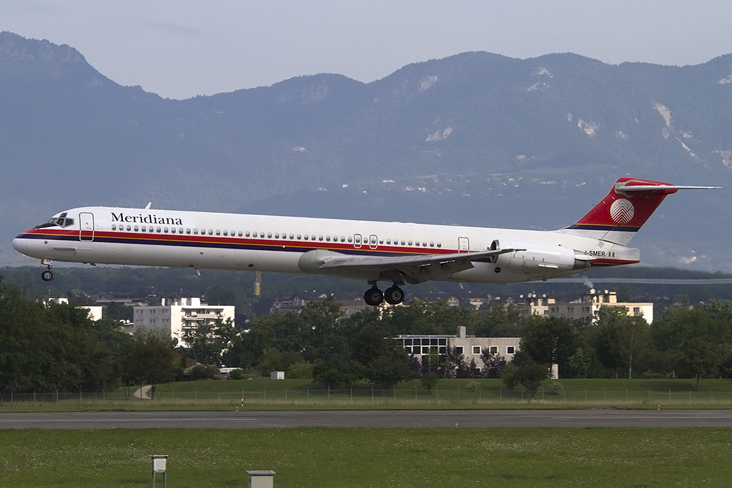 Meridiana, I-SMER, McDonnell-Douglas, MD-82, 10.08.2014, GVA, Geneve, Switzerland 




