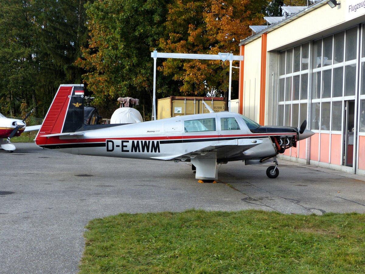 Mooney M-20J, D-EMWM, Flugplatz Landshut (EDML), 21.10.2023