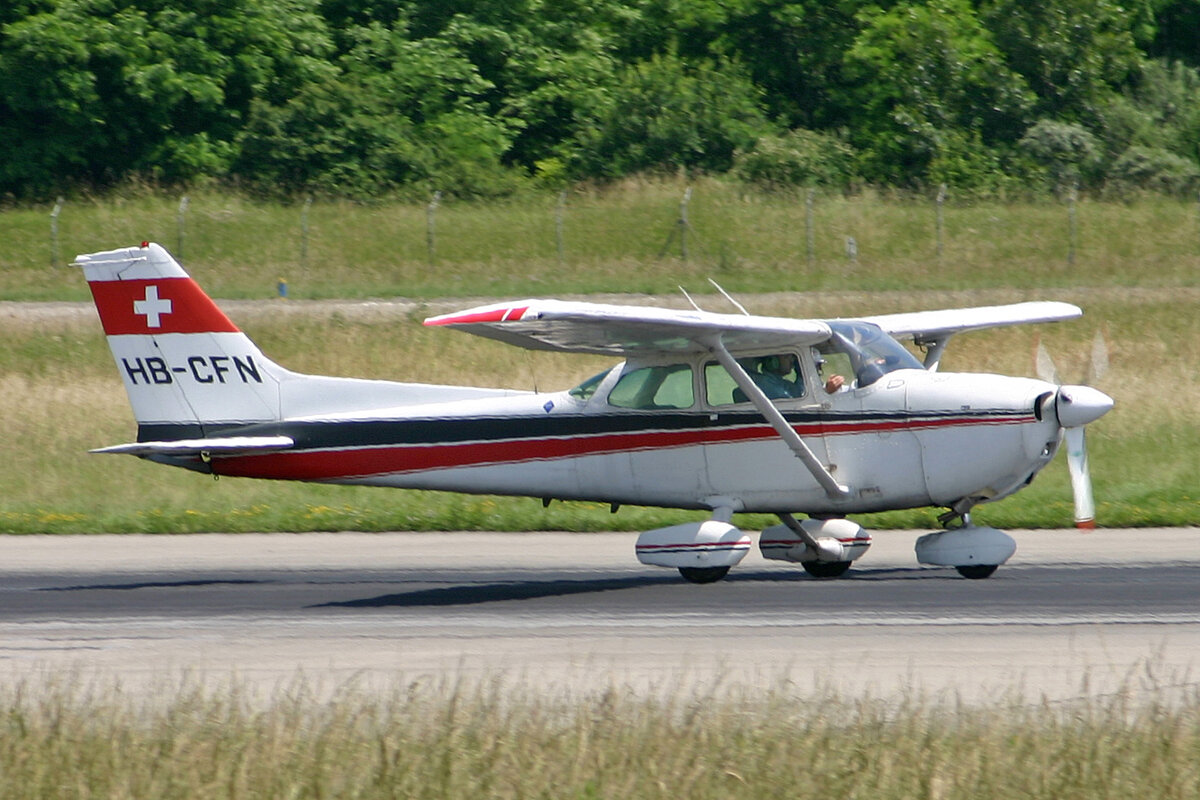 Motorfluggruppe Basel, HB-CFN, Reims-Cessna F172P Skyhawk II, msn: F17202113, 14.Juni 2008, BSL Basel - Mühlhausen, Switzerland.