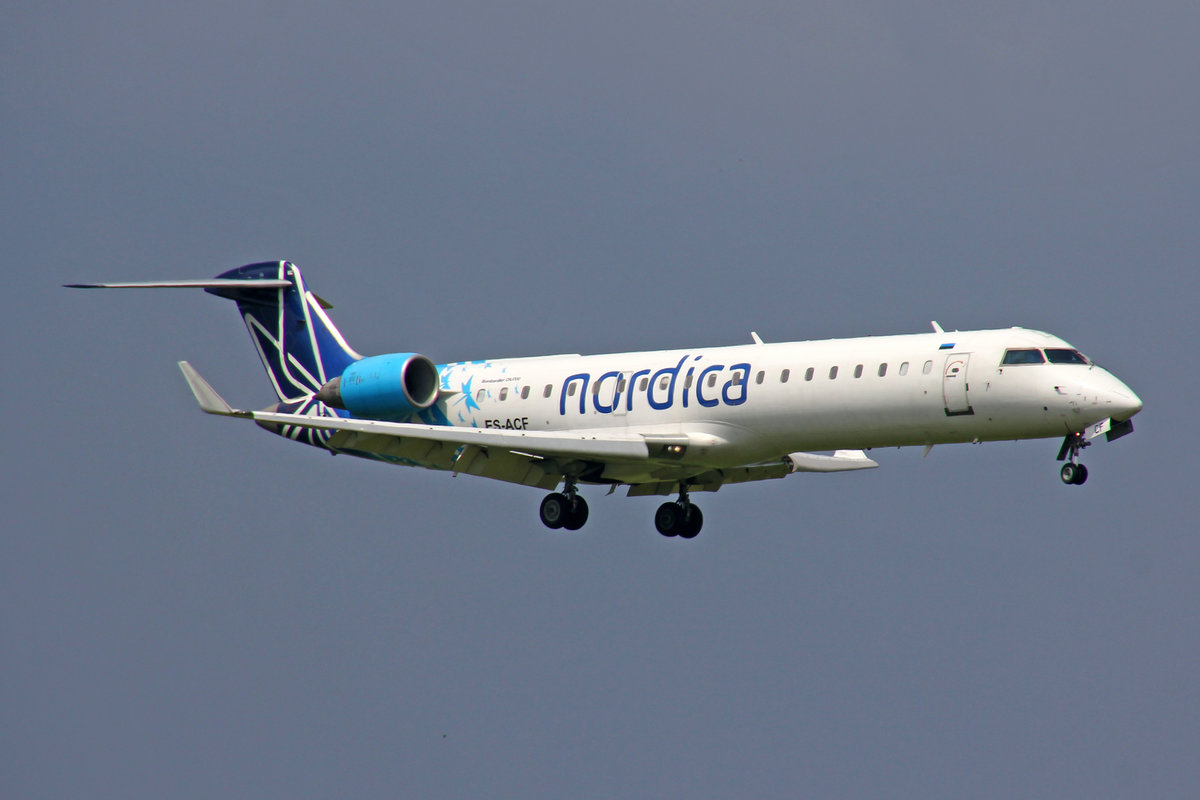 Nordica (for Adria airways), ES-ACF, Bombardier CRJ-701ER , msn: 10085, 25.Mai 2019, ZRH Zürich, Switzerland.