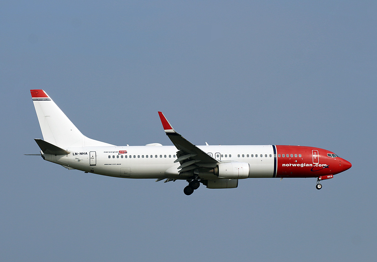 Norwegian Air Sguttle, Boeing B 737-8JP, BER, 05.09.2021