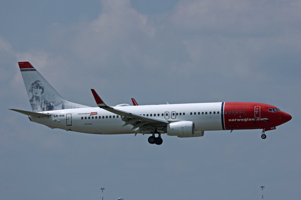 Norwegian Air Shuttle AOC, LN-NIE, B737-8JP, msn: 39435/4330,  Asta Nielsen , 13.Juli 2023, MXP Mailand Malpensa, Italy.