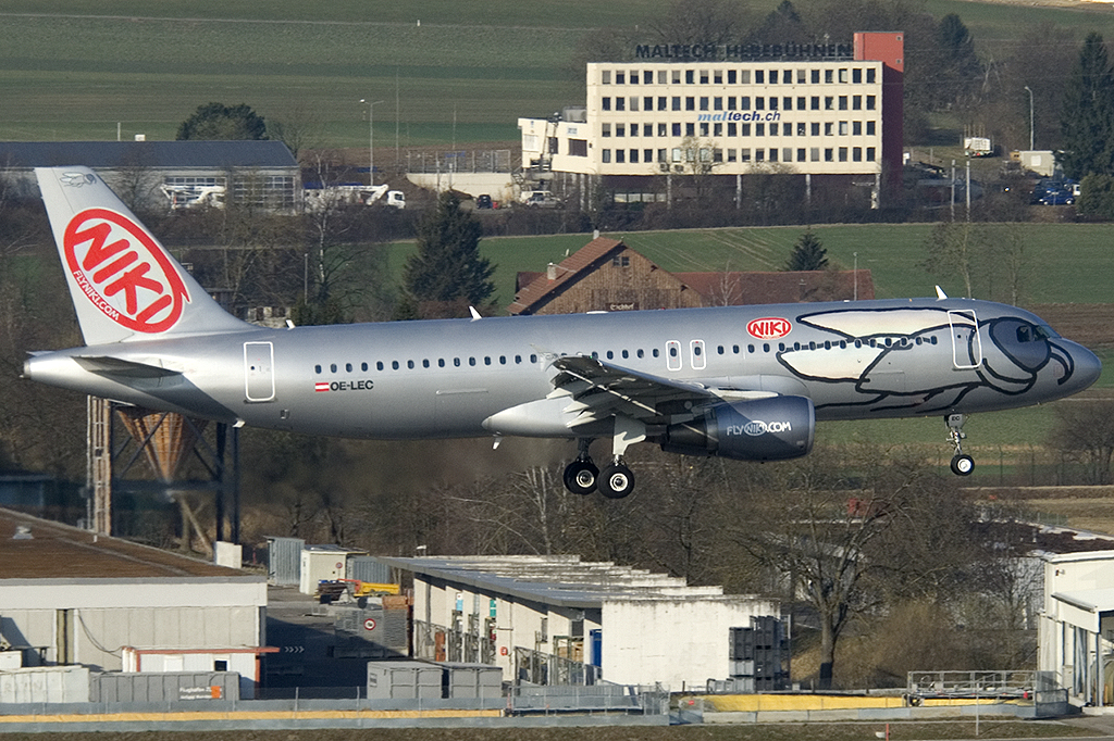 OE-LEC Airbus A320-214 17.03.2012
