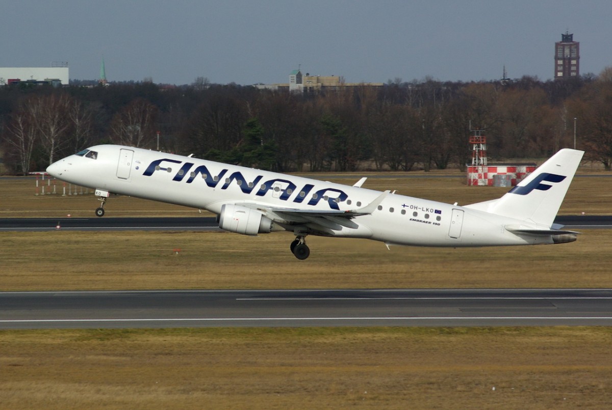 OH-LKO Finnair Embraer ERJ-190LR (ERJ-190-100 LR)   17.02.2014  Berlin-Tegel