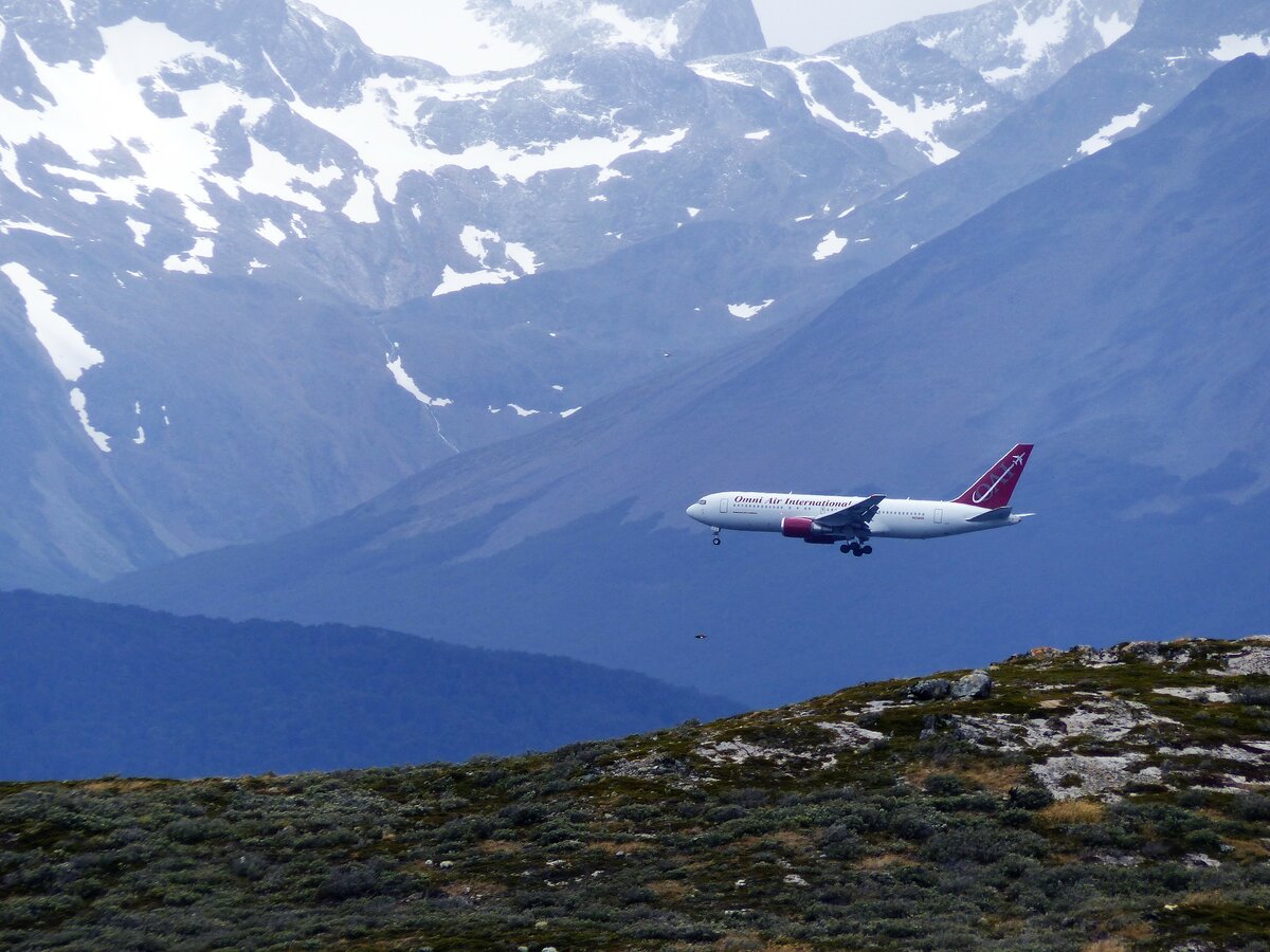 OMNIA AIR INTERNATIONAL, Boeing 767-224, N234AX im Endanflug auf Ushuaia (USH/SAWH) am 4.1.2022