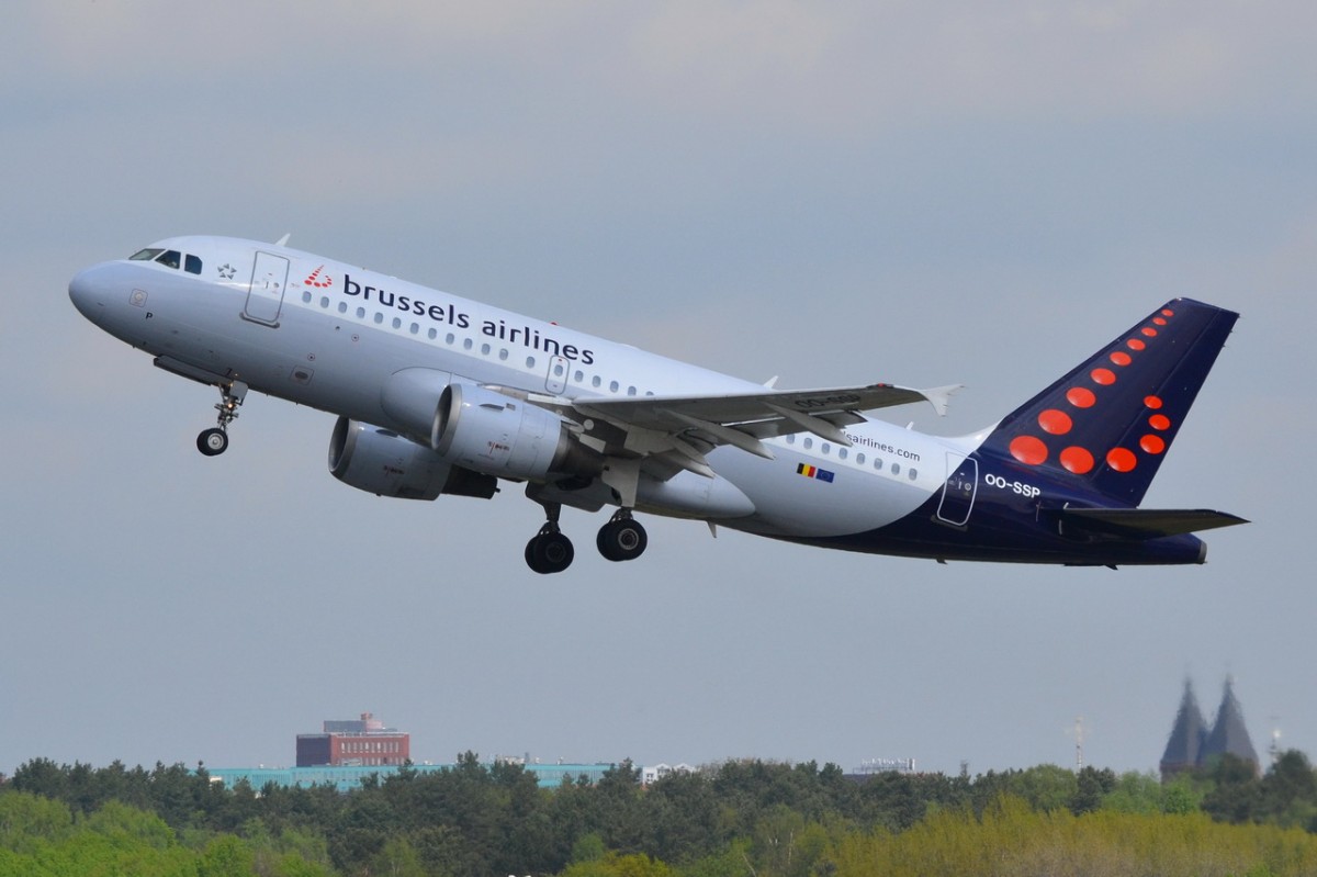 OO-SSP Brussels Airlines Airbus A319-113   Start  am 23.04.2014 in tegel