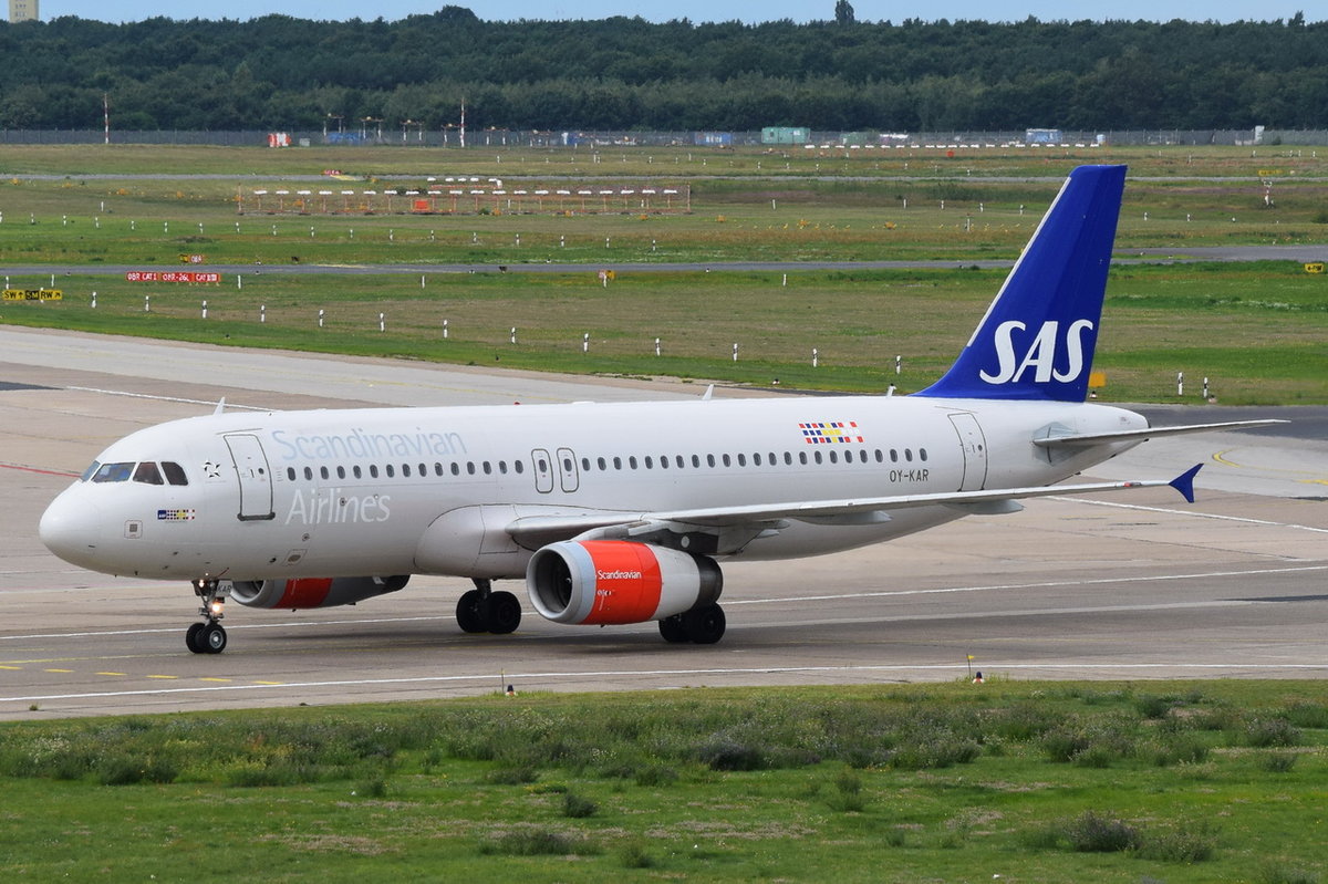 OY-KAR SAS Scandinavian Airlines Airbus A320-232  , TXL , 22.08.2017