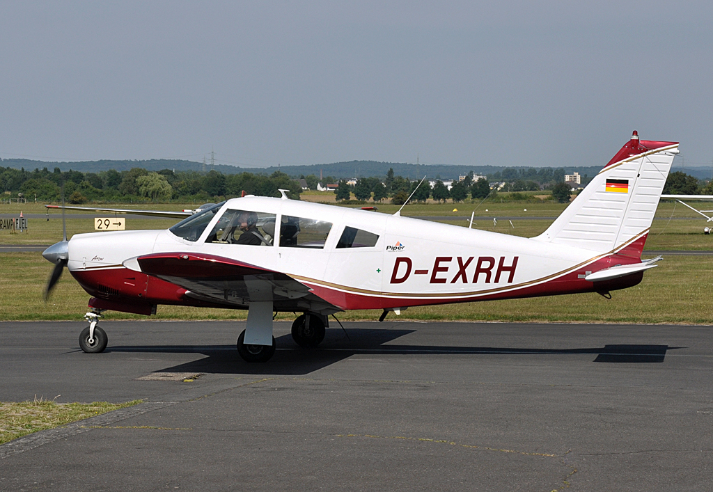 PA-28R-180 Arrow D-EXRH in Bonn-Hangelar - 21.08.2013