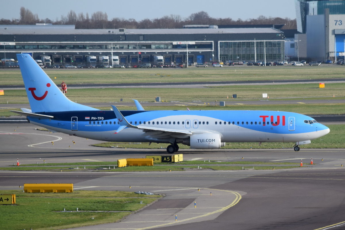 PH-TFD TUI Airlines Netherlands Boeing 737-86N(WL)  , AMS , 13.03.2017