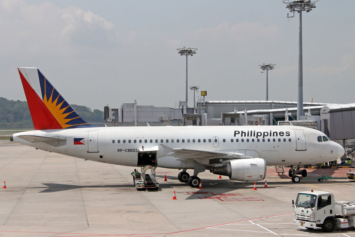 Philippines Airlines, RP-C8603, Airbus A319-112, msn: 3108, 02.April 2014, SIN Changi, Singapore.
