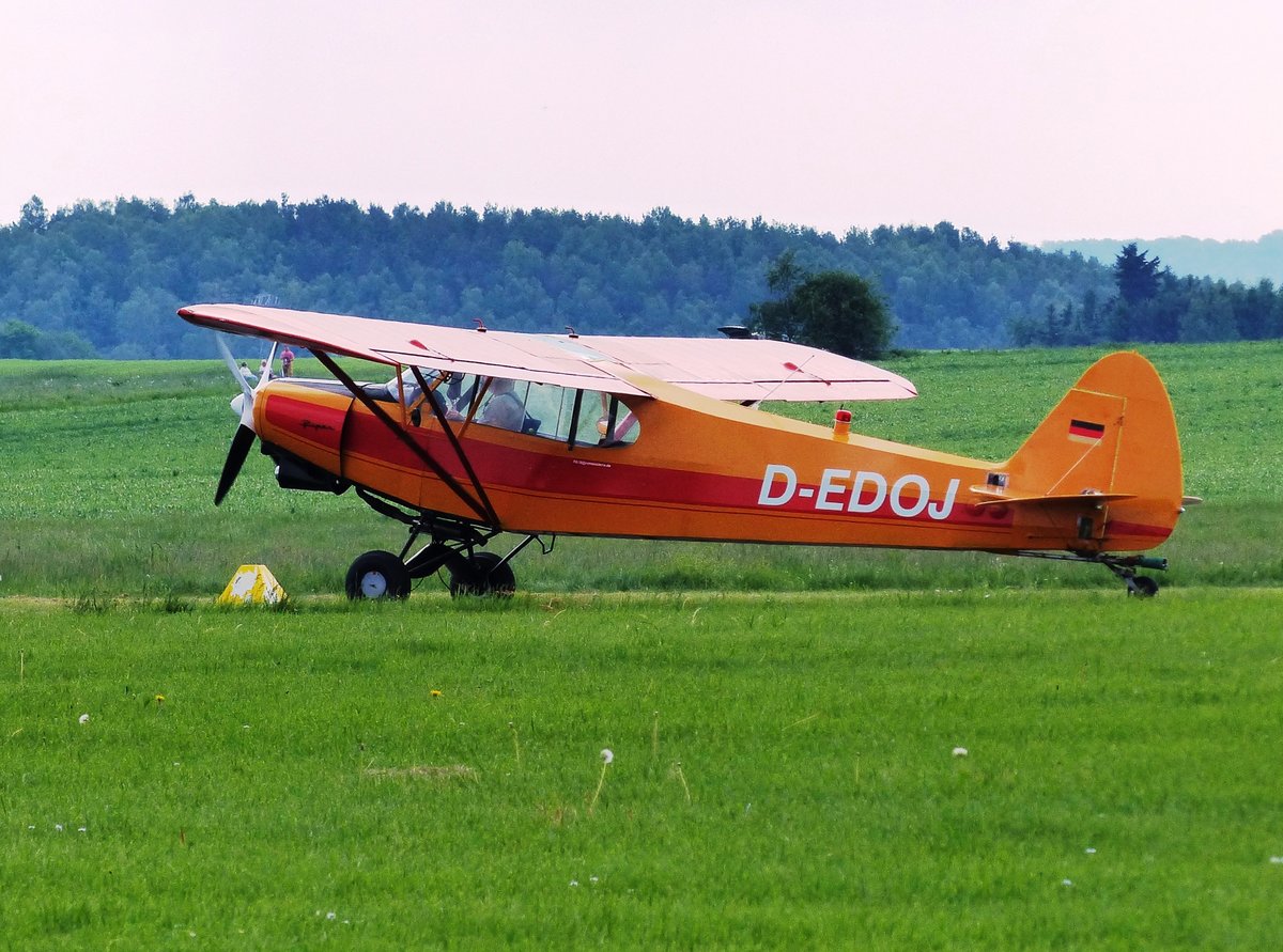 Piper PA-18A-150 Super Cub, D-EDOJ, Flugplatz Gera (EDAJ), 21.5.2017
