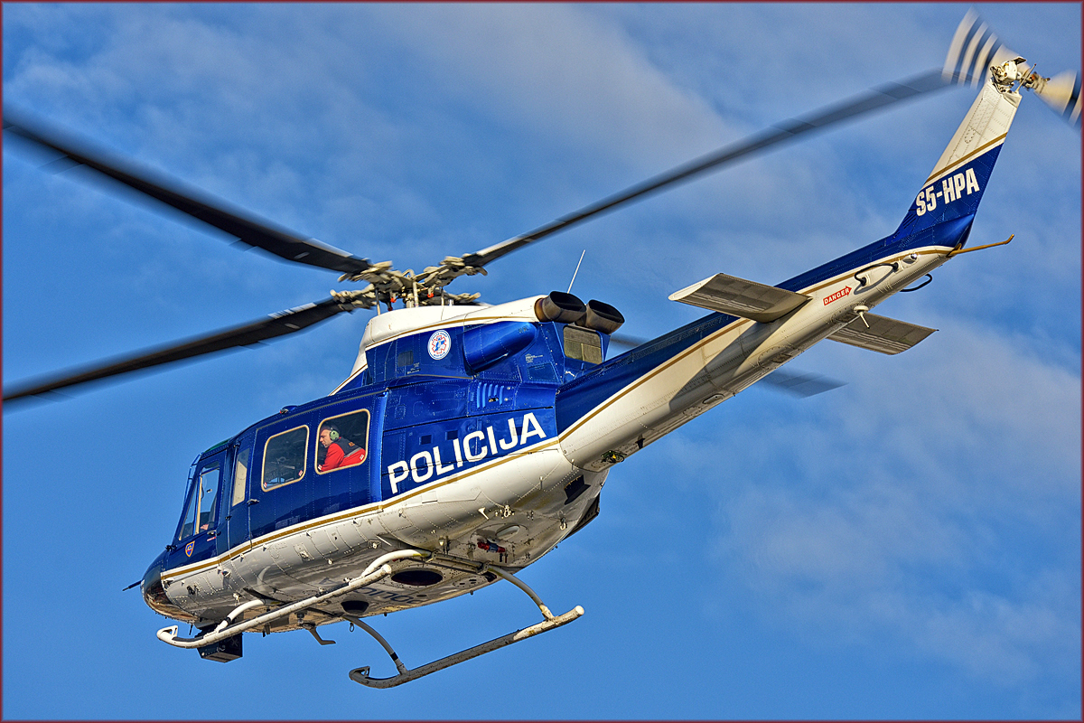 Policija S3-HPA; Bell 412; Maribor Krankenhaus- Rettungsdienst Einsatz; 24.1.2018