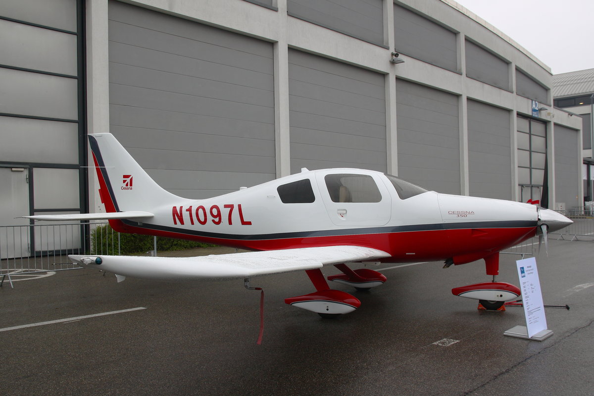 Privat, Cessna 350 Corvalis, N1097L. Aero 2019, Friedrichshafen, 10.04.2019.