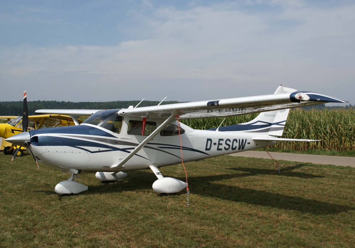 Privat, D-ESCW, Cessna, 182 T Skylane, 23.08.2013, EDMT, Tannheim (Tannkosh '13), Germany