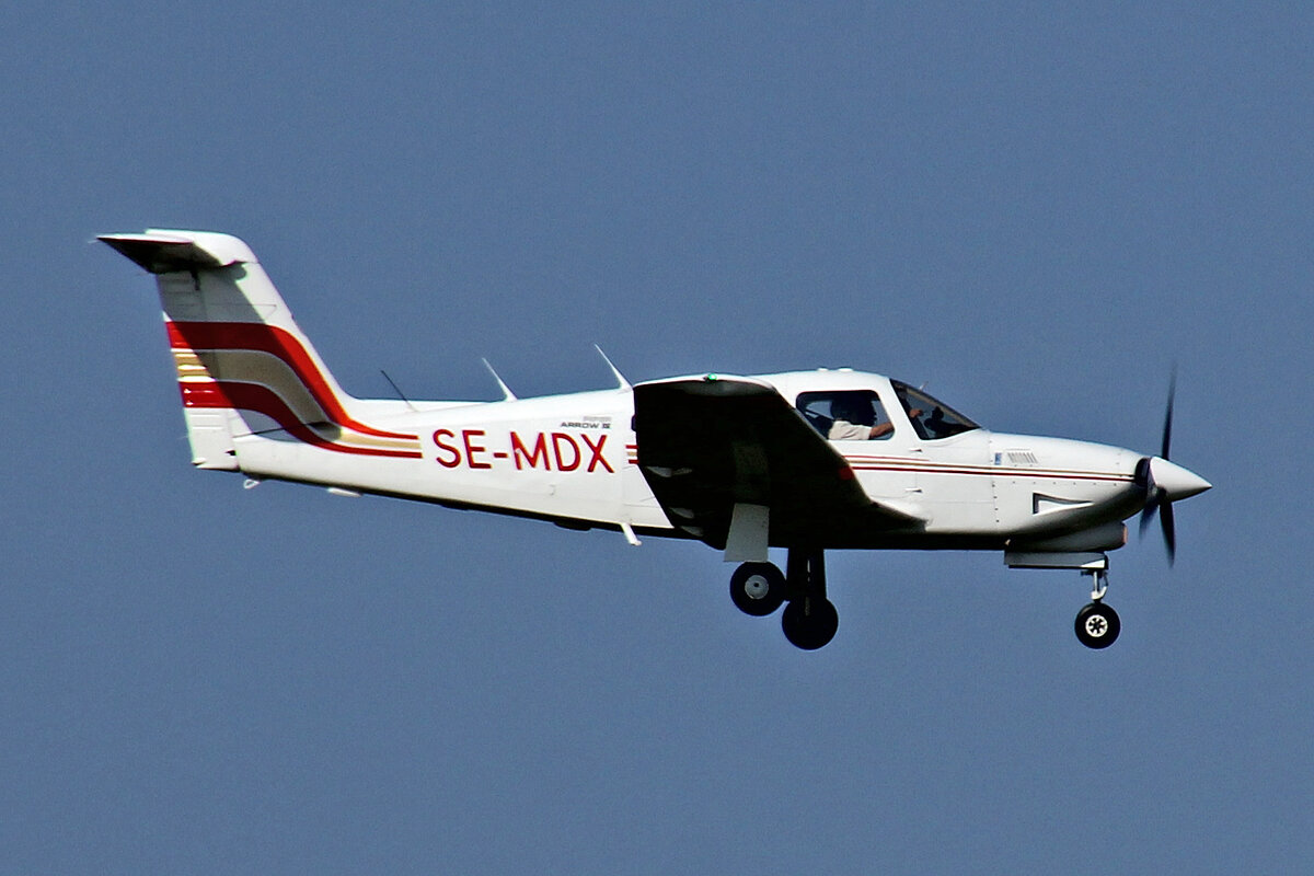 Privat, SE-MDX, Piper PA-28RT-201T Turbo ArrowIV, msn: 28R-7931165, 21.Juli 2021, ZRH Zürich, Switzerland.
