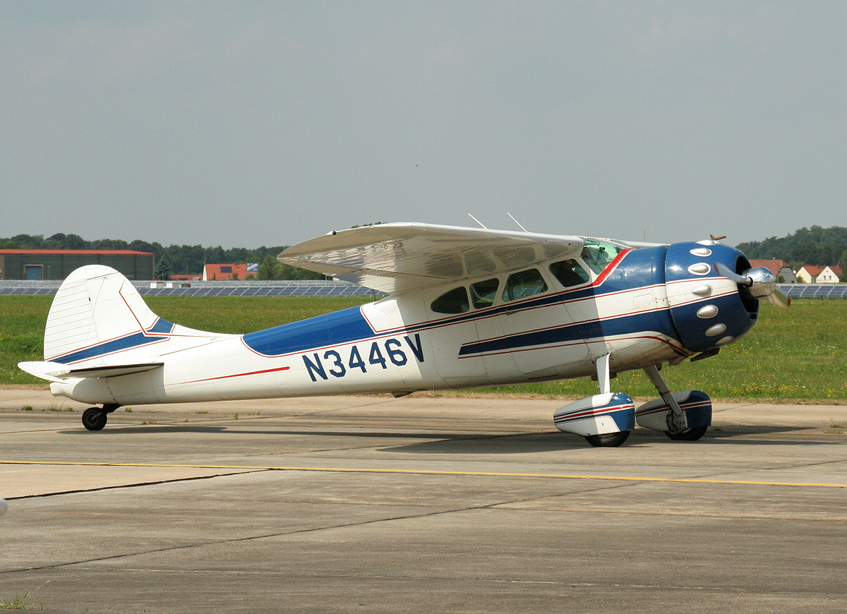 Private Cessna 195 N3446V, Schsische Flugtage Bautzen, 10.08.2013